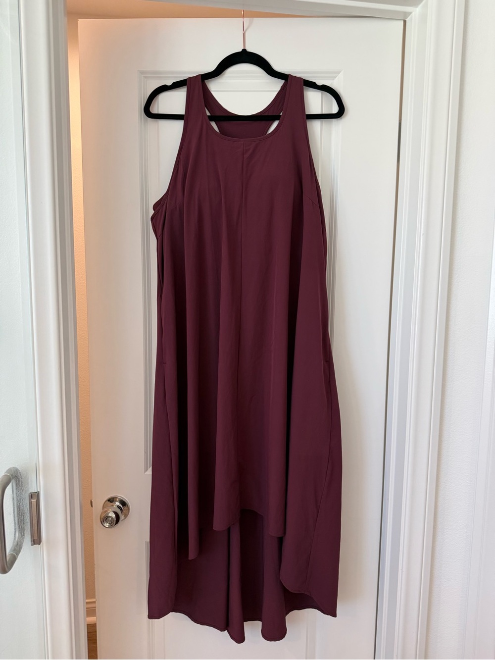 HALARA Sleeveless Swing Dress in Wine
